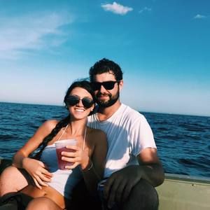 Meet your Posher, Dayna